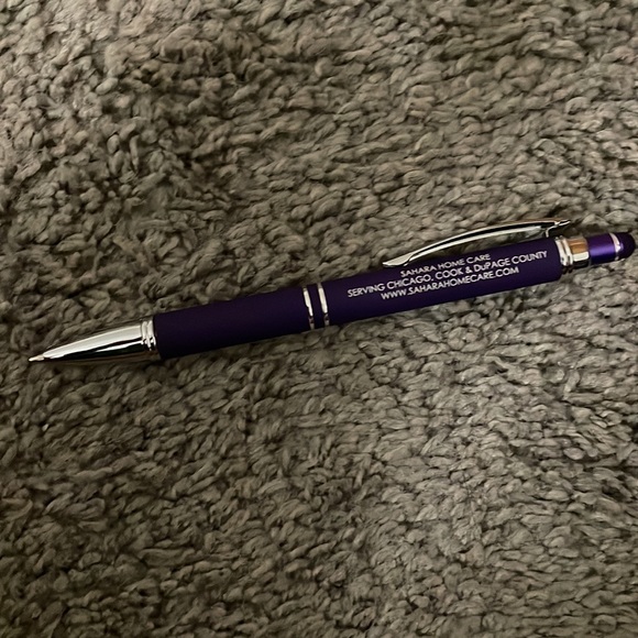 Pens. - Picture 2 of 5